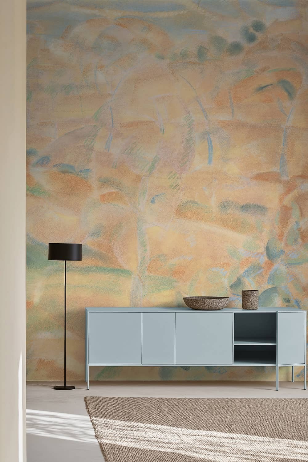 Papier peint Mallorca dans salon lumineux, décoration artistique murale douce